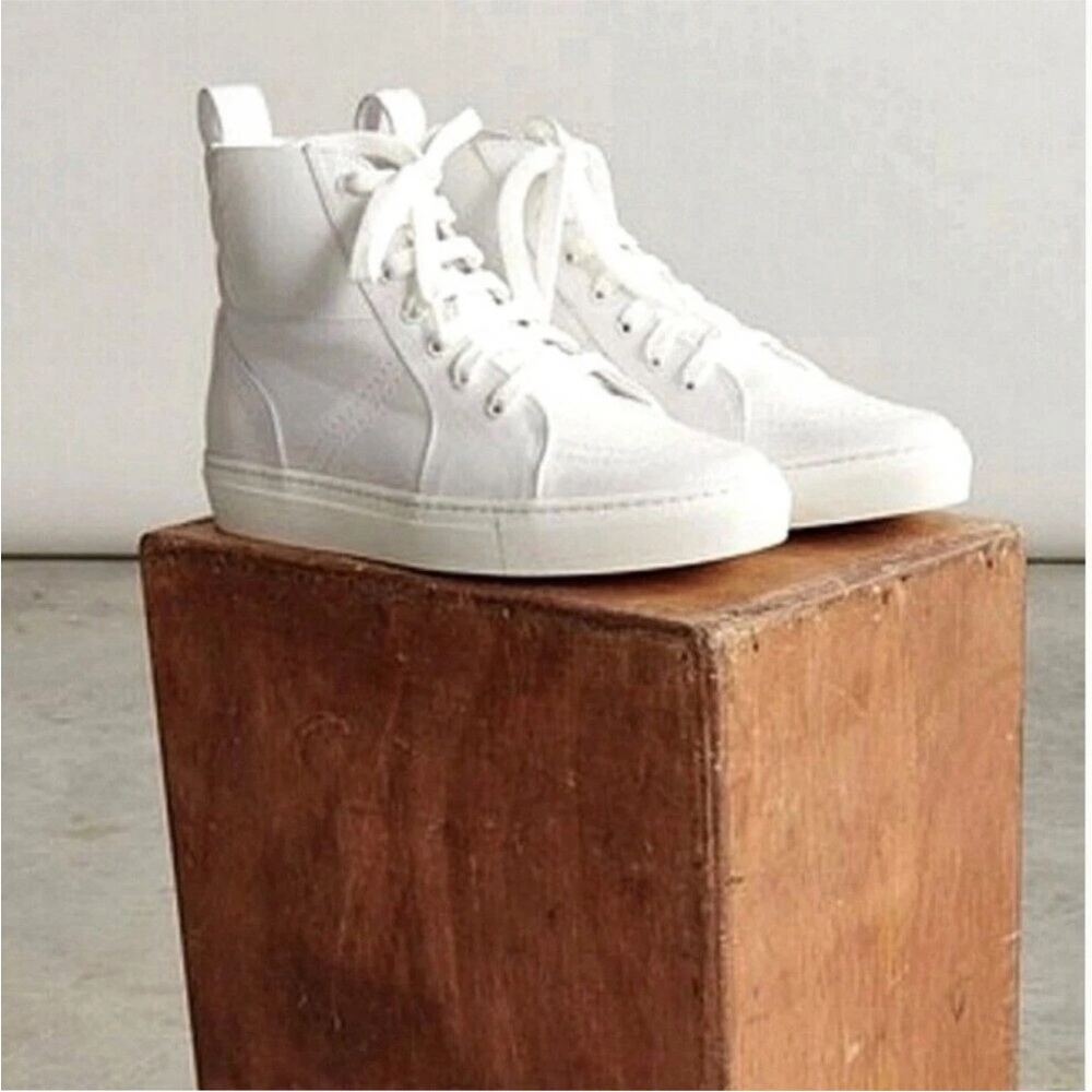 Thakoon Stylish White High-Top Sneakers - Picture 10 of 17